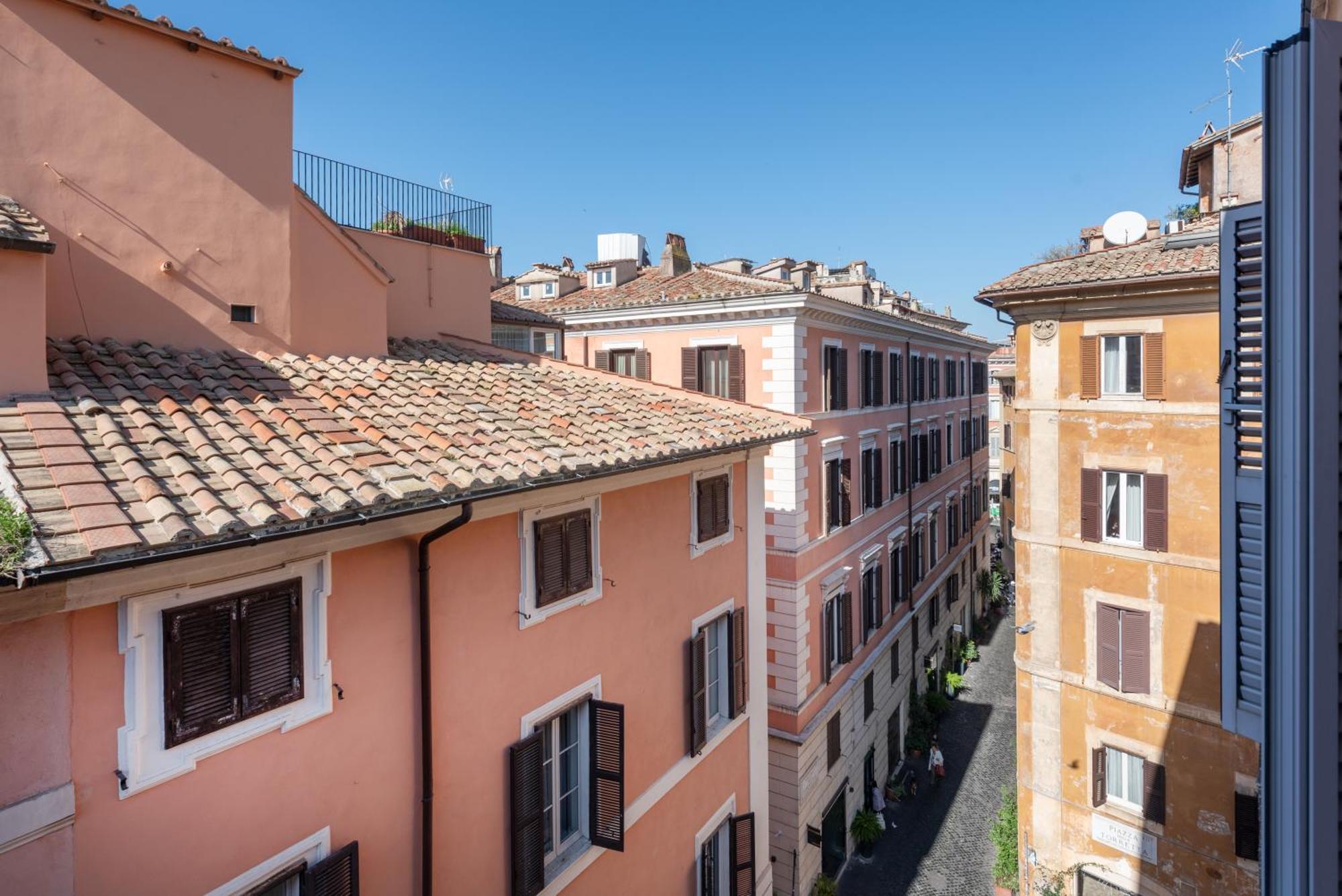Apartment The Charming Attic - Piazza Di Spagna Area Rom